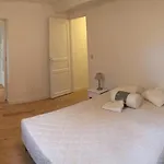 La Sagne : Demeure De Charme 4* Avec Piscine Витрак